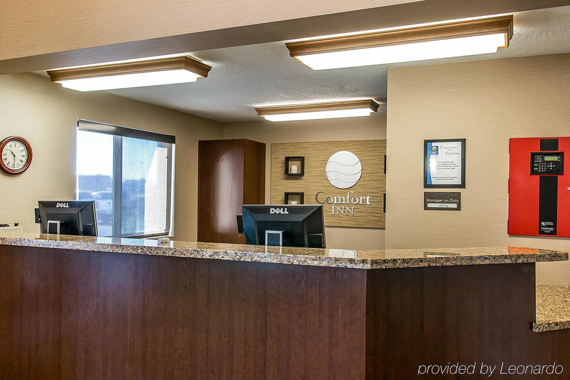 Bluffton Inn & Suites Bagian luar foto