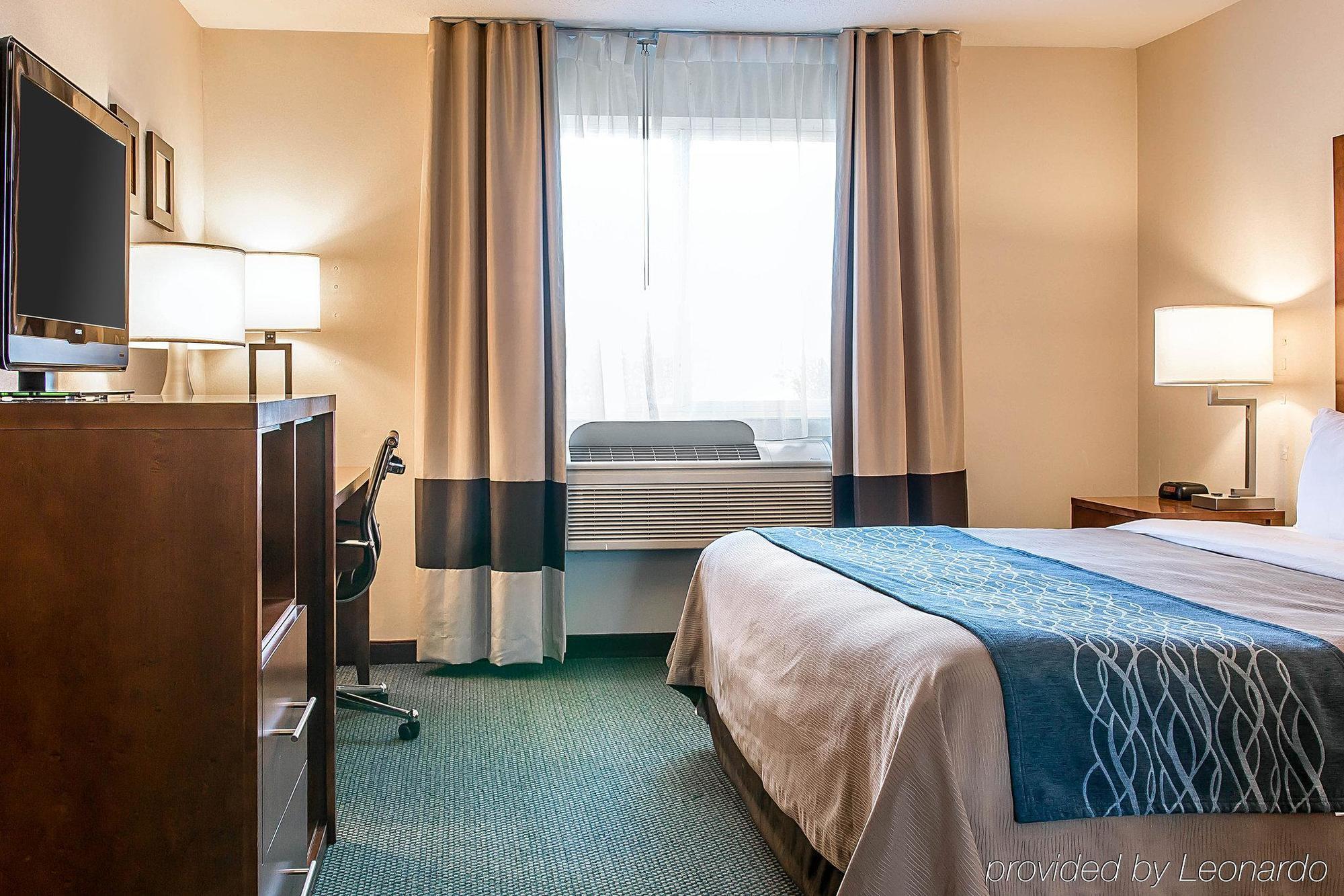 Bluffton Inn & Suites Bagian luar foto