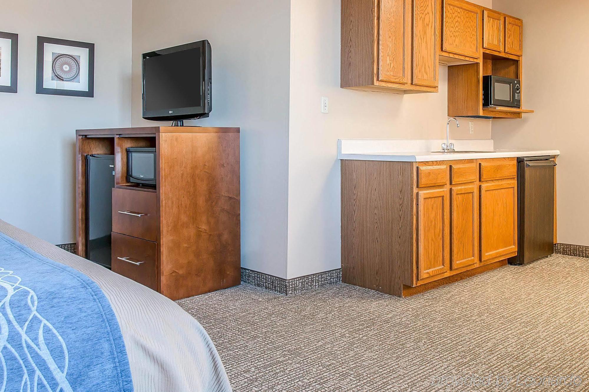 Bluffton Inn & Suites Bagian luar foto